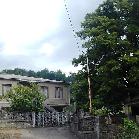 Savanna House Jvari Bagian luar foto